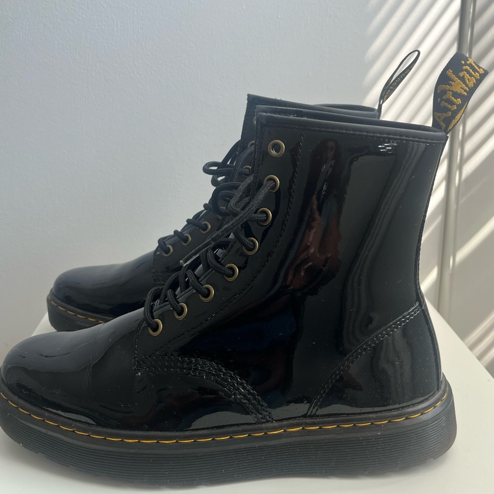 Dr. martens Zavala boots in black size us women’s 10 men’s 9